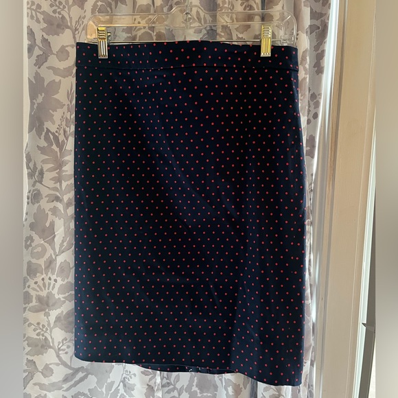 J Crew Navy with coral polka dots skirt size 6 - Picture 1 of 6